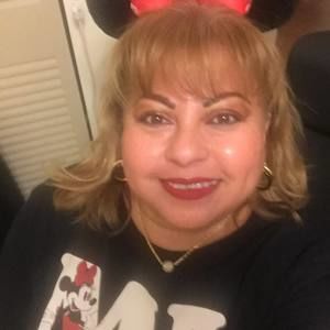 Meet your Posher, Rocio